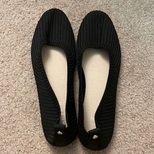 NEW Black Danskin Flats, Size 8
